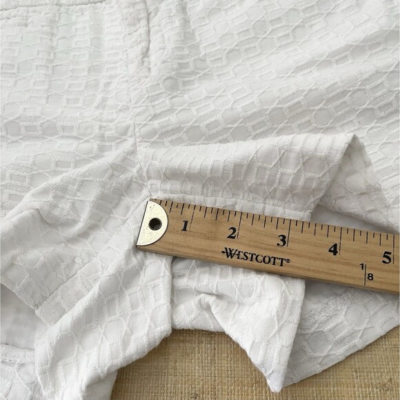 Banana Republic Chino Shorts Size 4 Embroidered White Cotton Welt Pockets - Picture 6 of 8